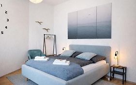 N&N City Apartment Schwerin mit Parkplatz
